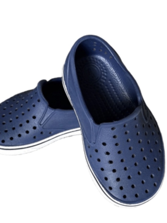 Native Shoes Other - Native Shoes Miles Slip-On Sneaker Kids C7 Unisex, Navy/White | Washed & Ready